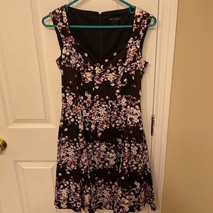 Women’s dress, size 4, White House black market
